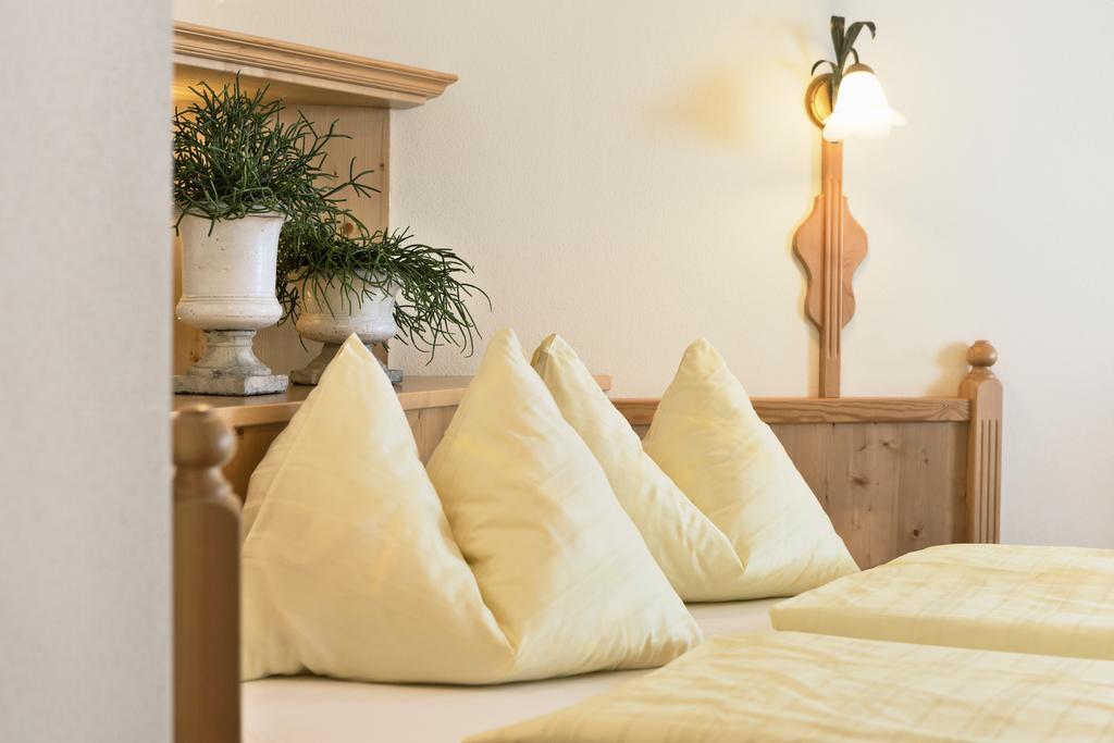 Landhotel Untermuellnergut Dorfgastein Ruang foto