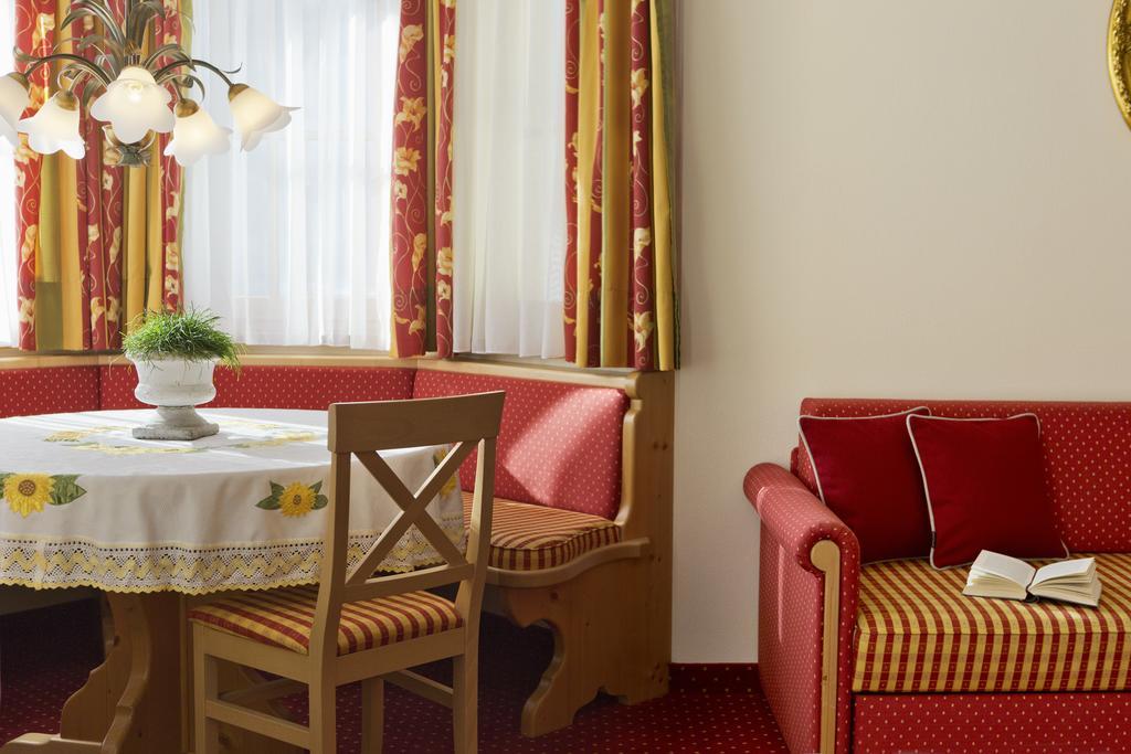 Landhotel Untermuellnergut Dorfgastein Bagian luar foto