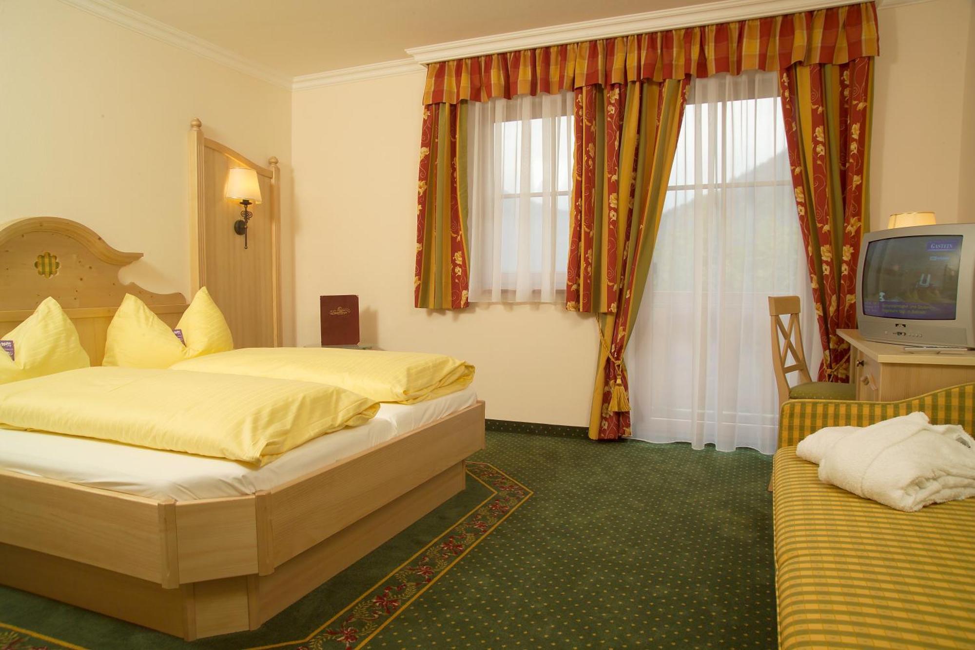 Landhotel Untermuellnergut Dorfgastein Ruang foto